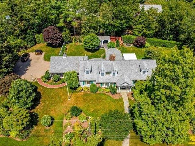 house with 4 bedroom, Osterville MA ES106013603