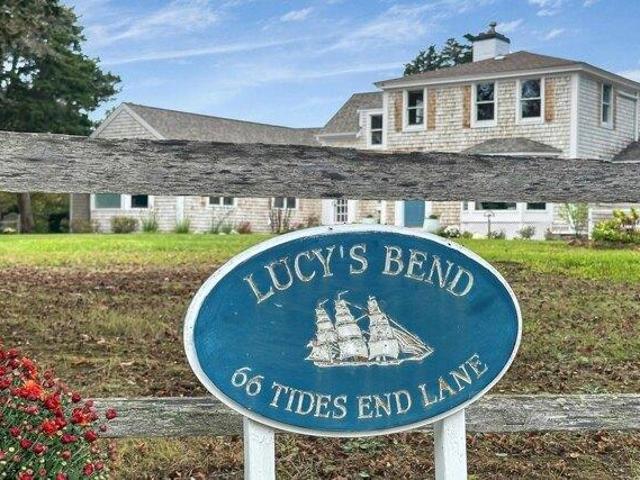 house with 4 bedroom, Orleans MA ES105996615