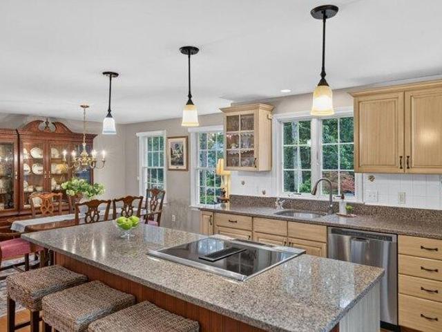 house with 4 bedroom, Orleans MA ES106141579