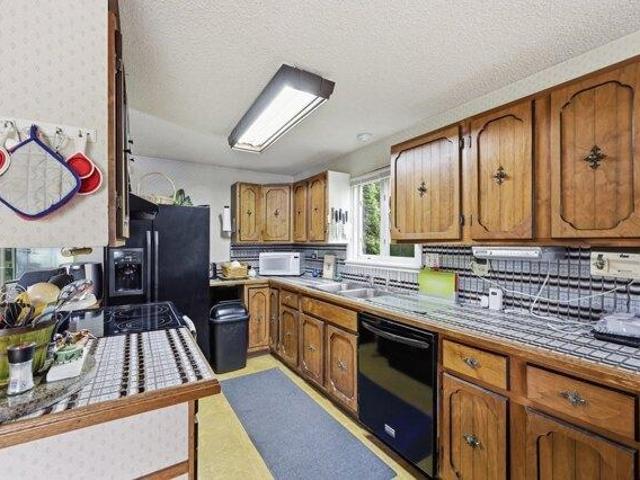 house with 4 bedroom, Palmer MA ES105658255