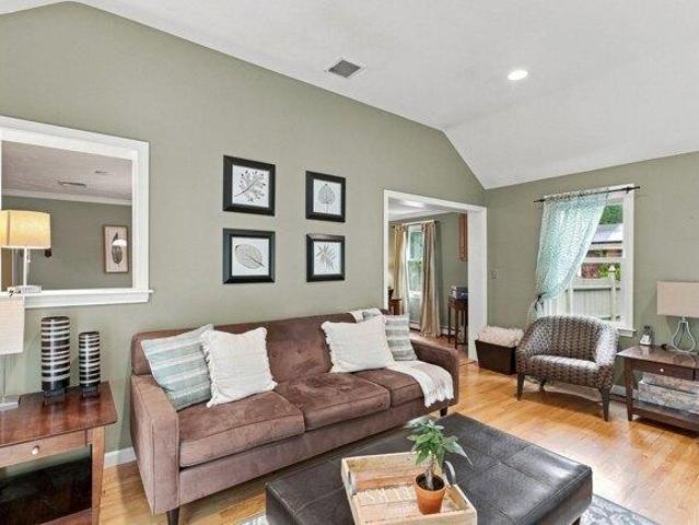 house with 4 bedroom, Pembroke MA ES105439933