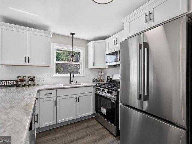 house with 4 bedroom, Pennsville NJ ES105317776