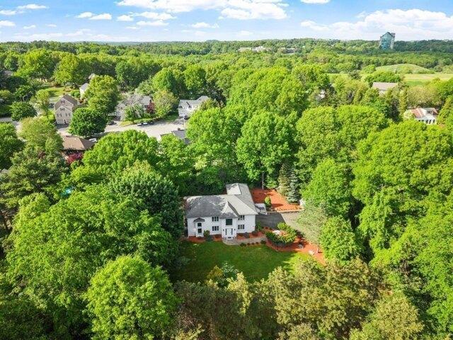 house with 4 bedroom, Peabody MA ES105368445