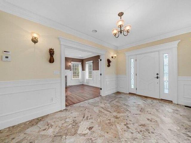 house with 4 bedroom, Pepperell MA ES104237704
