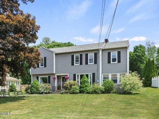 house with 4 bedroom, Pittsfield MA ES105427711