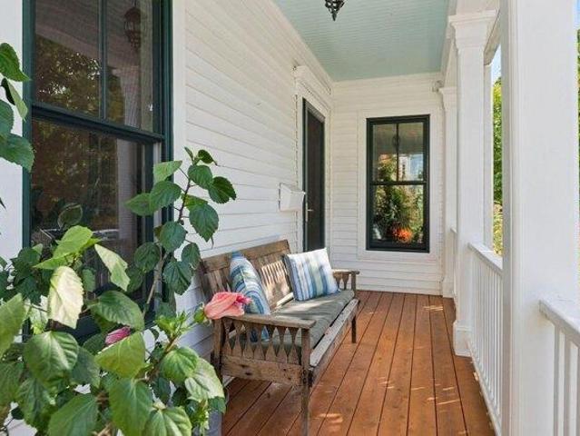 house with 4 bedroom, Portland ME ES105827578