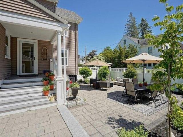 house with 4 bedroom, Portsmouth NH DS104191676