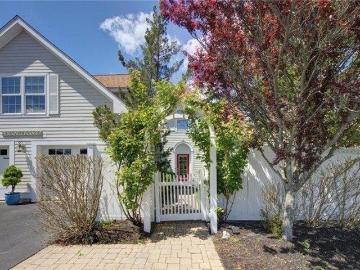 house with 4 bedroom, Portsmouth RI DS103442905