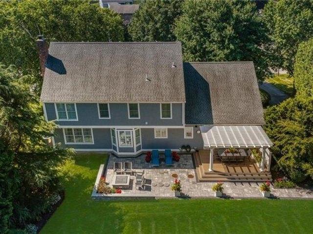 house with 4 bedroom, Portsmouth RI ES105386283