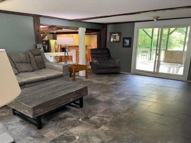 house with 4 bedroom, Poultney VT ES105549713
