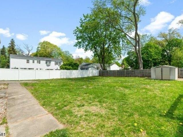 house with 4 bedroom, Plainfield NJ ES105318728