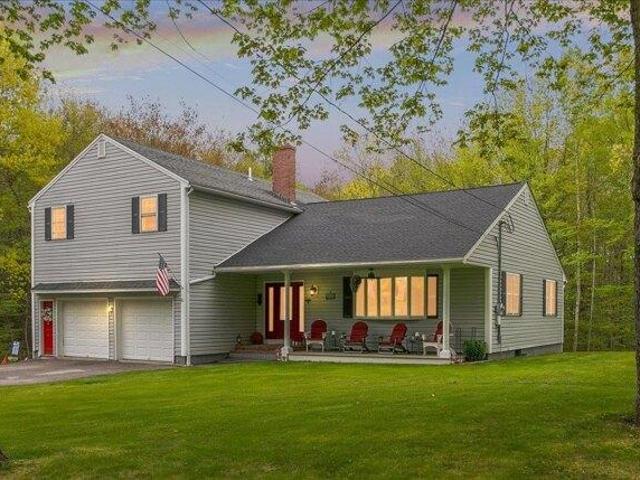 house with 4 bedroom, Plaistow NH ES104539574