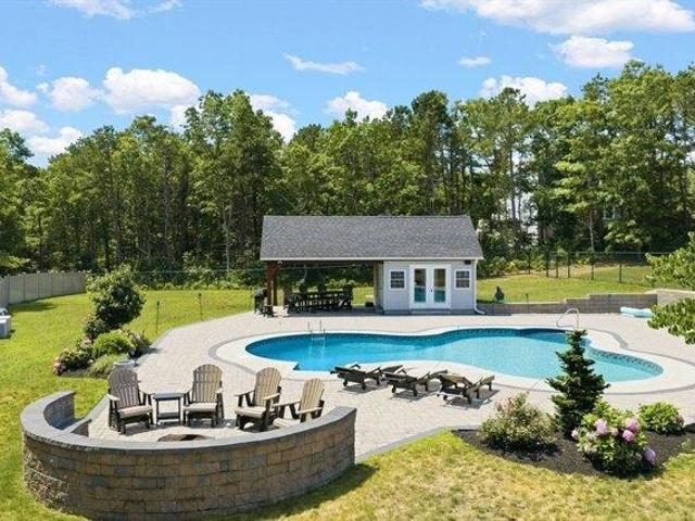 house with 4 bedroom, Plymouth MA ES104811426