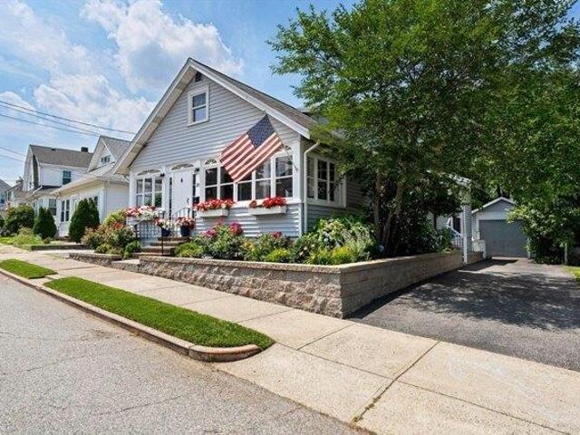 house with 4 bedroom, Quincy MA ES105403836