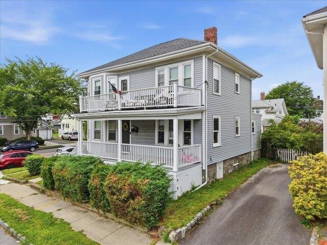 house with 4 bedroom, Quincy MA ES105475928