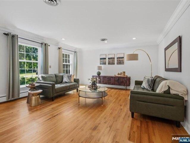 house with 4 bedroom, Ramsey NJ ES105274567