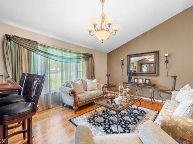 house with 4 bedroom, Randolph NJ ES105275707