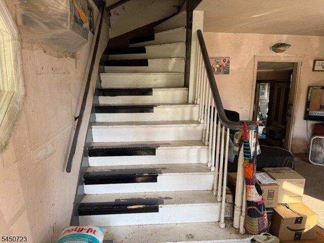 house with 4 bedroom, Raritan NJ ES105288139