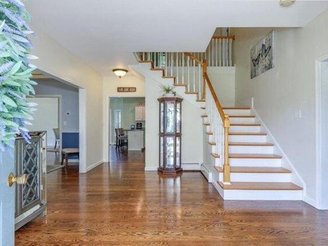 house with 4 bedroom, Raymond NH ES105534601