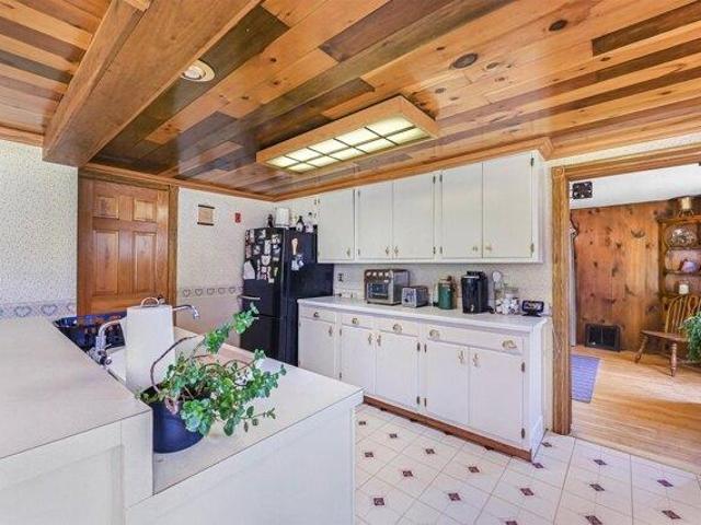 house with 4 bedroom, Readsboro VT ES105428118
