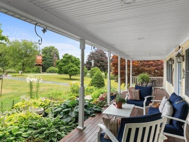 house with 4 bedroom, Rehoboth MA ES105496310