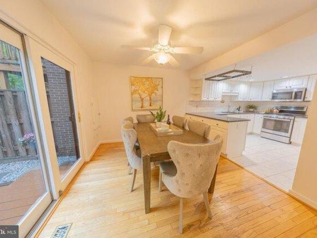 house with 4 bedroom, Reston VA ES103600358
