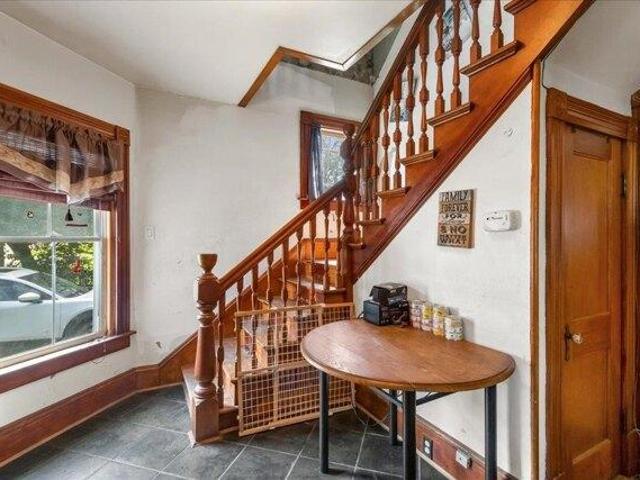 house with 4 bedroom, Richford VT ES104848217