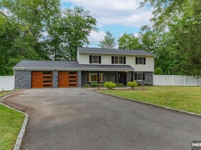 house with 4 bedroom, River Vale NJ ES105232969