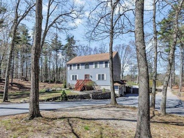house with 4 bedroom, Rochester MA ES105679529