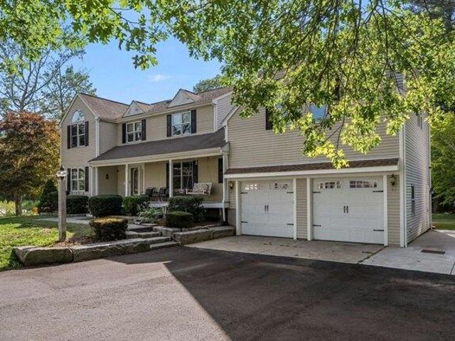 house with 4 bedroom, Rockland MA ES105560558