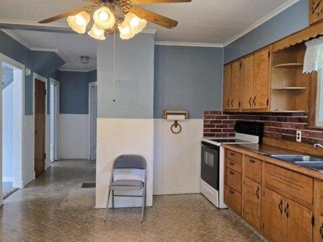 house with 4 bedroom, Rumford ME ES104920584