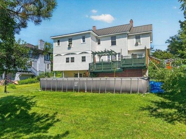 house with 4 bedroom, Rutland VT ES105536572