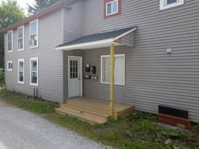 house with 4 bedroom, Rutland VT ES105552239