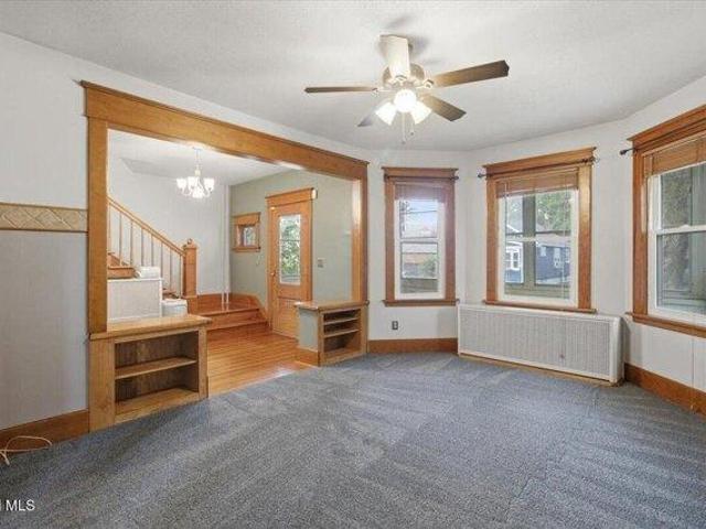 house with 4 bedroom, Scotia NY ES105290405