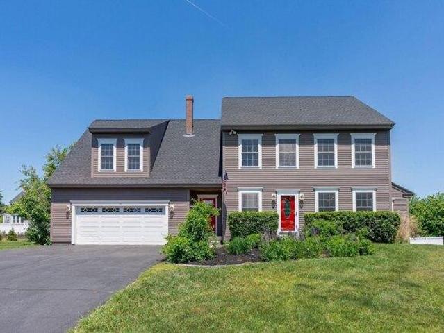 house with 4 bedroom, Scarborough ME ES104542801