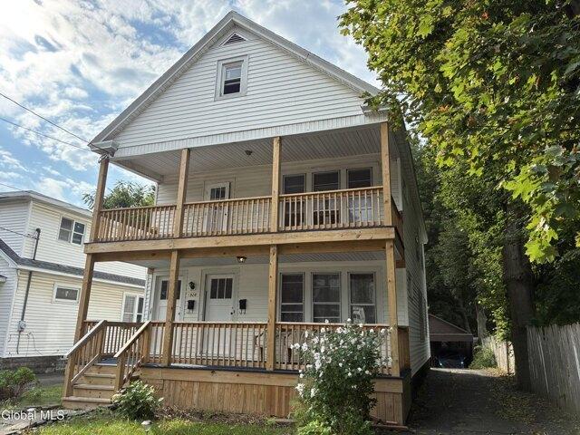 house with 4 bedroom, Schenectady NY ES105288276