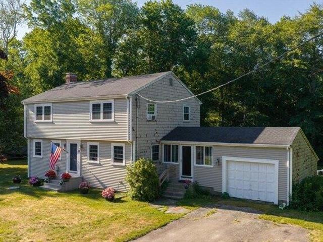 house with 4 bedroom, Scituate MA ES105416440