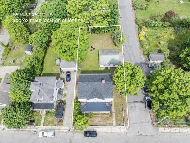 house with 4 bedroom, Sanford ME ES105589741