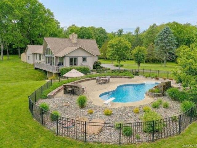 house with 4 bedroom, Salt Point NY ES105286913
