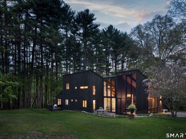 house with 4 bedroom, Salisbury CT ES104921674
