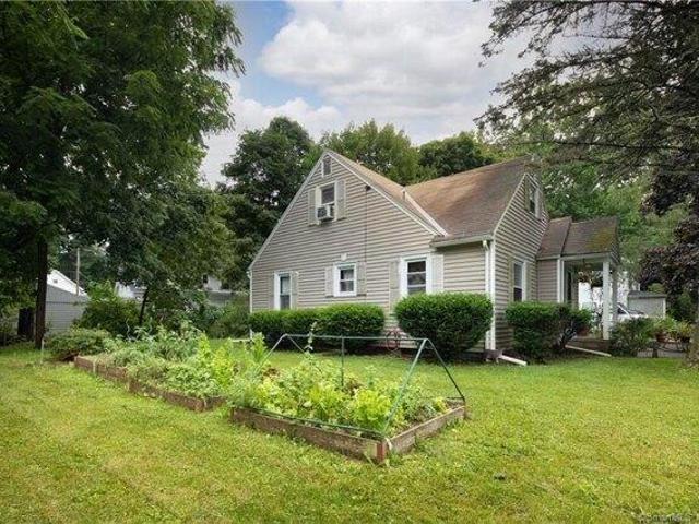 house with 4 bedroom, Salisbury CT ES104265474