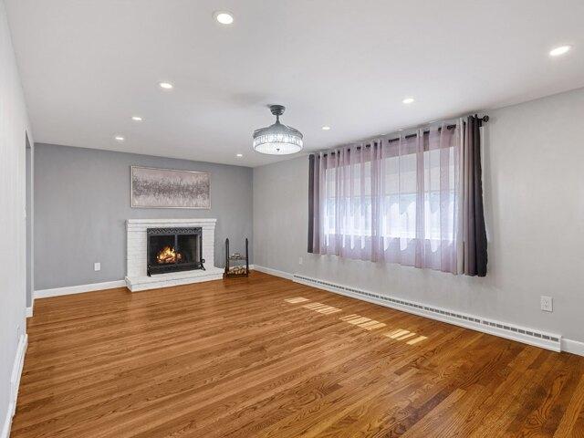 house with 4 bedroom, Saugus MA ES105514319