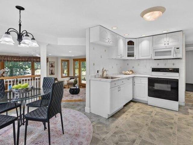 house with 4 bedroom, Saugus MA ES105532085