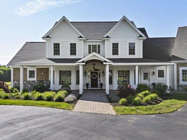house with 4 bedroom, Skowhegan ME ES105576096