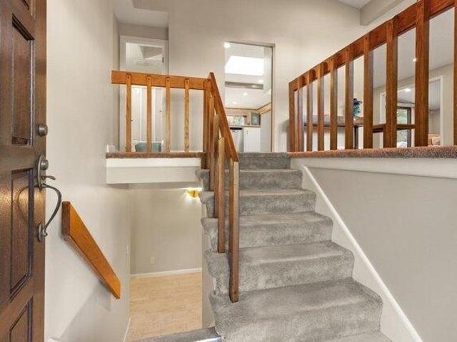 house with 4 bedroom, Sharon MA ES105383931