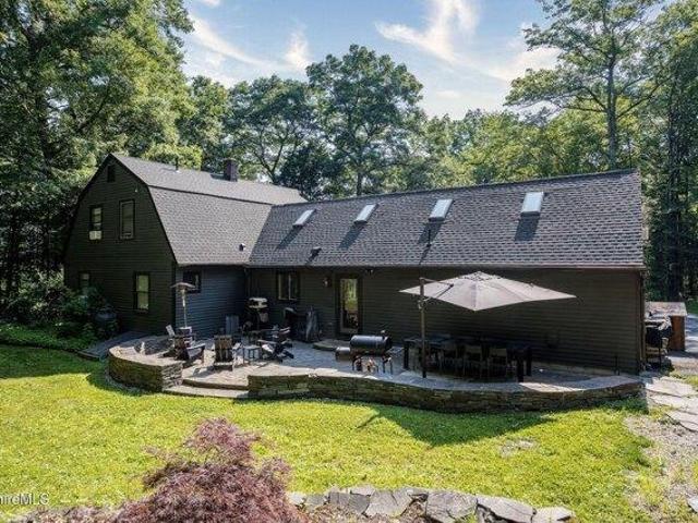 house with 4 bedroom, Sheffield MA ES105415943