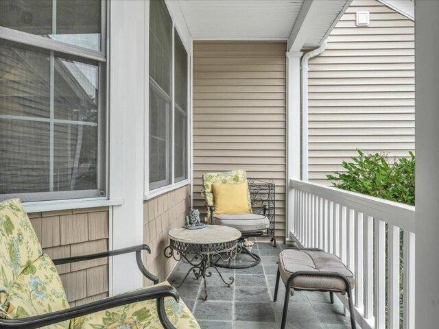 house with 4 bedroom, Shelburne VT ES105575645
