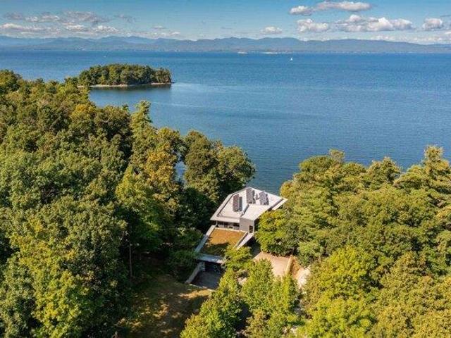 house with 4 bedroom, Shelburne VT ES105678899