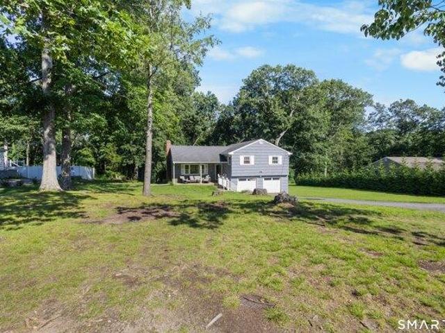 house with 4 bedroom, Shelton CT ES105591320