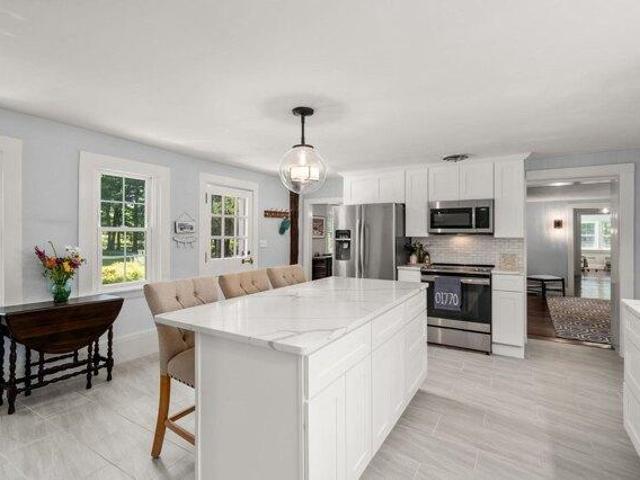 house with 4 bedroom, Sherborn MA ES105515080
